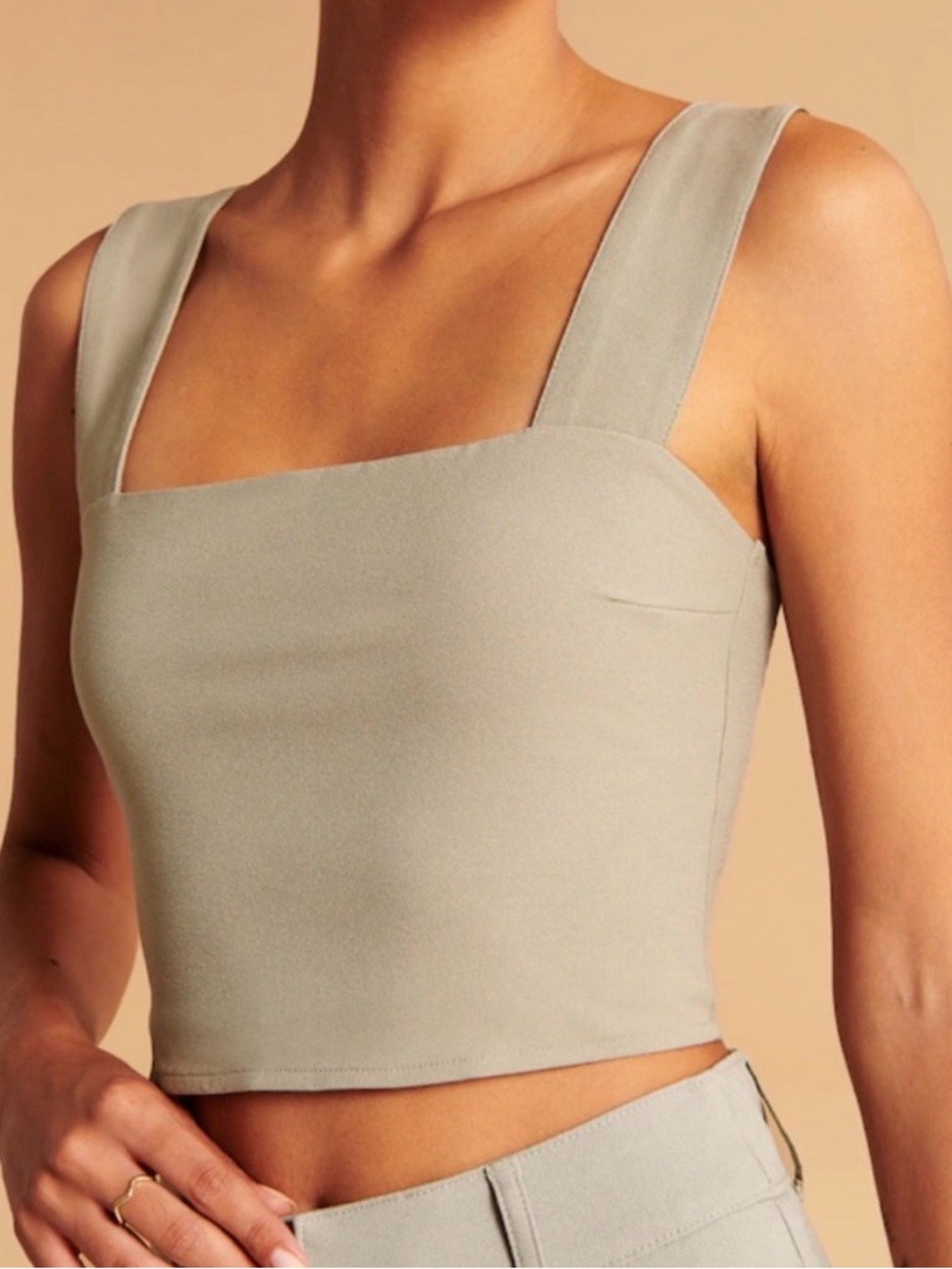 Abercrombie & Fitch Structured Square-Neck Crop Top in Sage Green - Picture 4 of 14